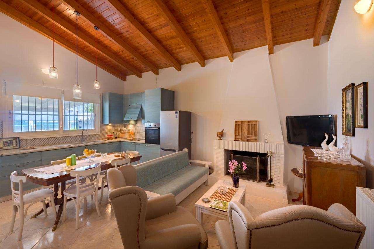 הוילה קאטו אכאיה Kiko, The Coastline House מראה חיצוני תמונה